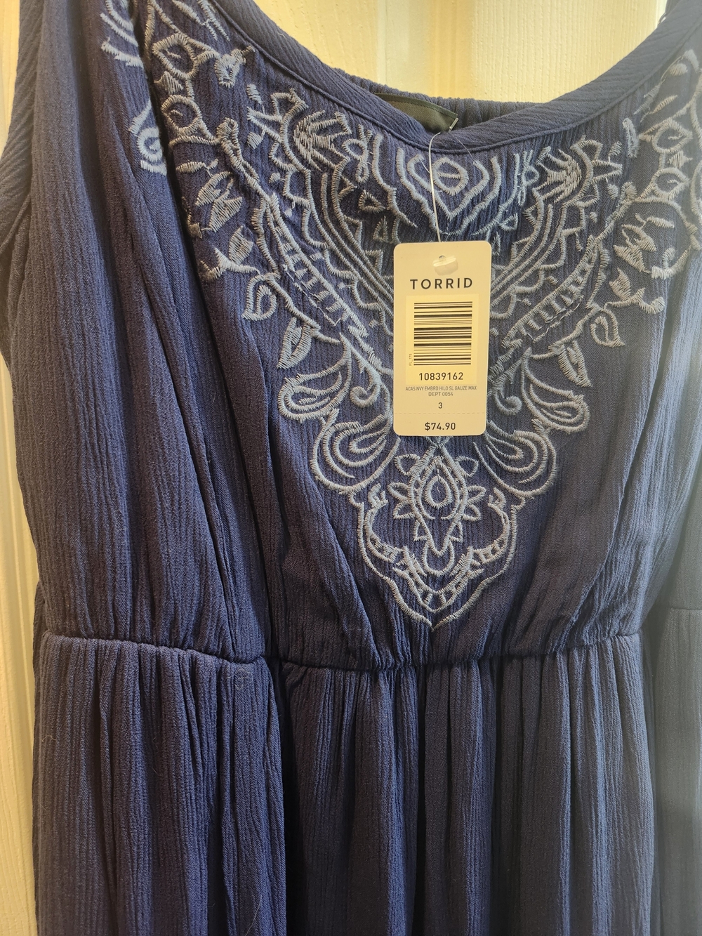 Torrid Navy Embroidered Maxi Dress, Torrid 3 = 3X, NWT - Picture 4 of 4